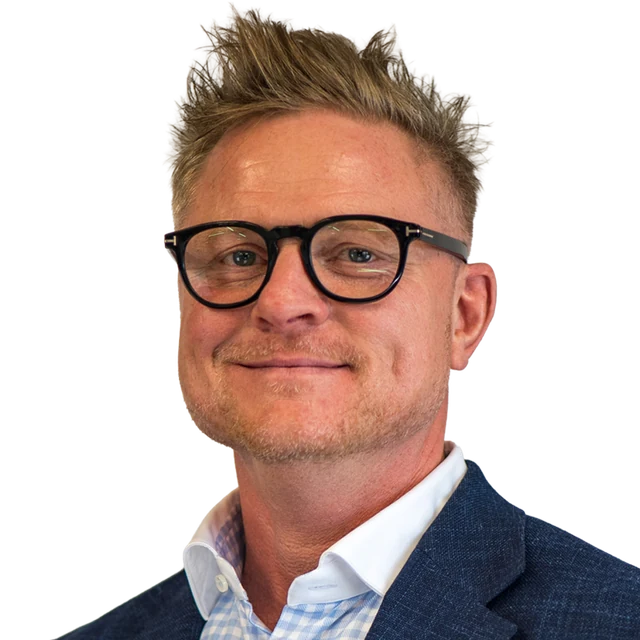 Redigeret Scan-Convert-medarbejderportræt af Jes Bo